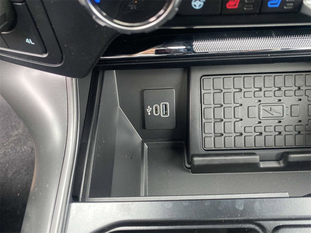 New 2025 Ford F150 Lariat w/ Equipment Group 501A Mid image 29