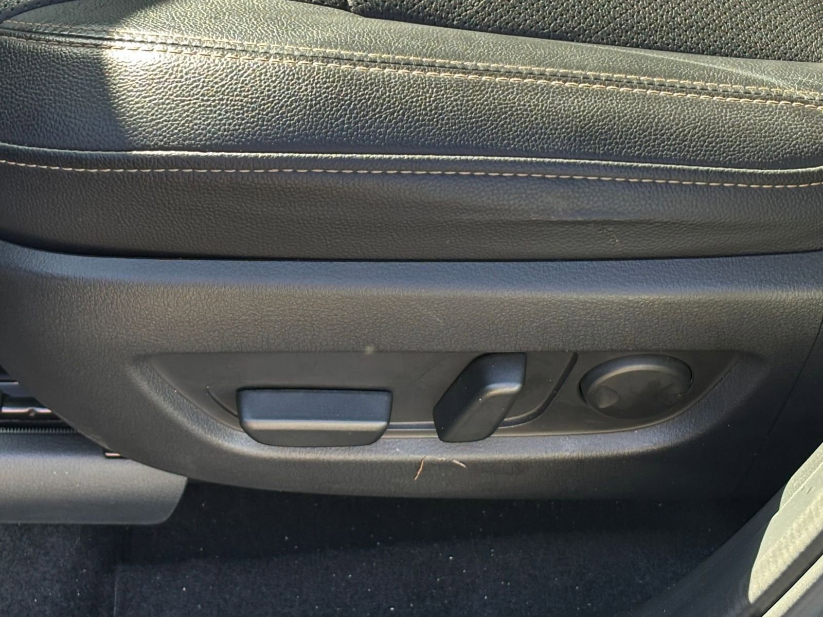 Used 2025 MAZDA CX-90 3.3 Turbo w/ Preferred Package AWD/4WD image 24