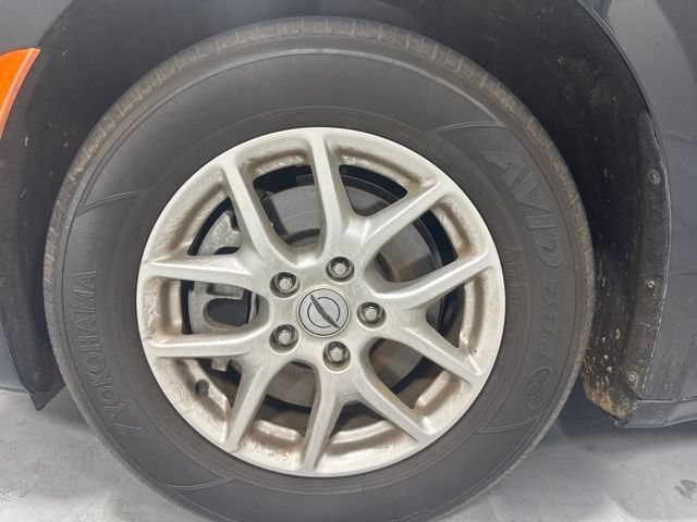 Used 2023 Chrysler Pacifica Touring-L FWD image 11
