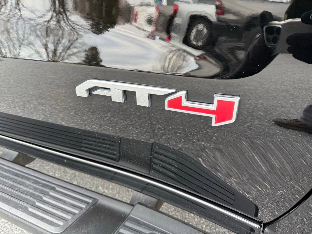 Used 2022 GMC Sierra 1500 AT4 image 11