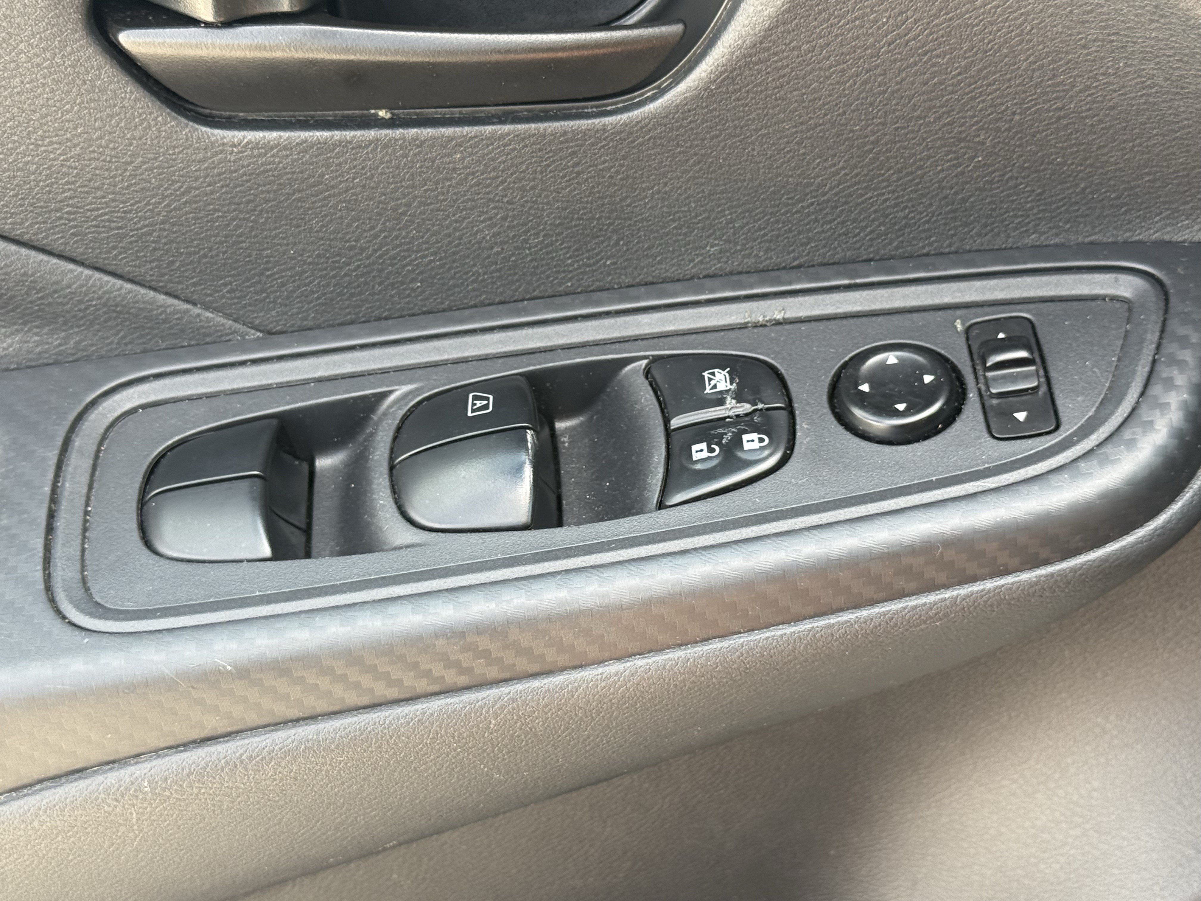 Used 2024 Nissan Versa S w/ Trunk Package FWD image 25