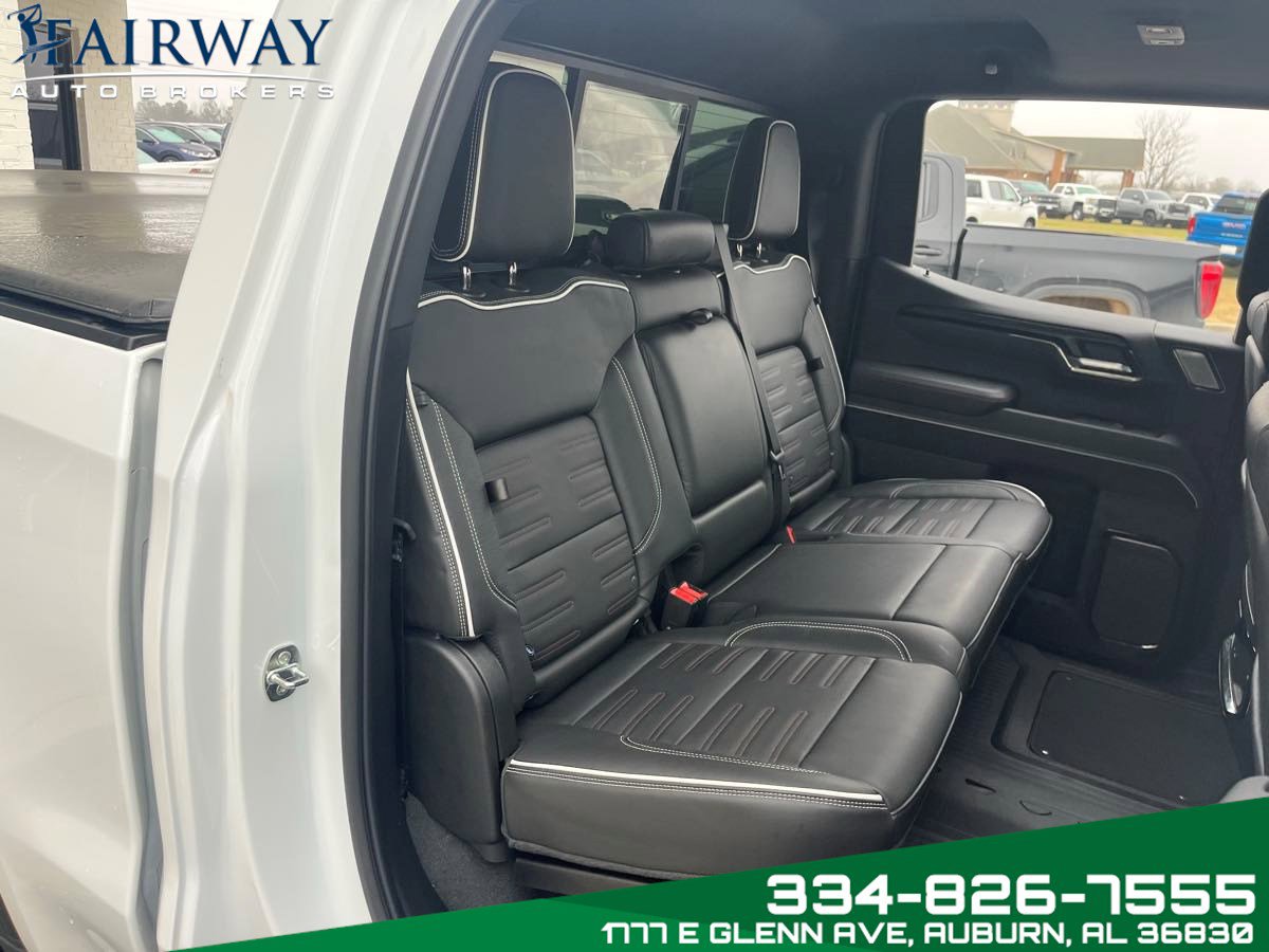 Used 2023 GMC Sierra 1500 AT4X image 13