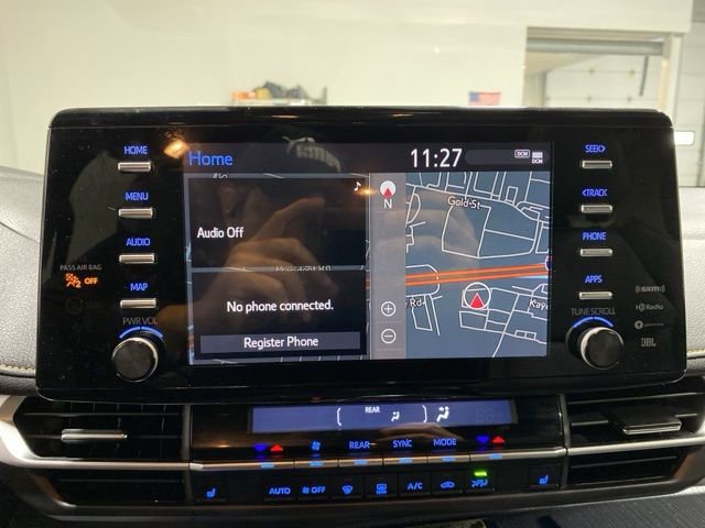 Used 2022 Toyota Sienna XLE Woodland Edition image 20