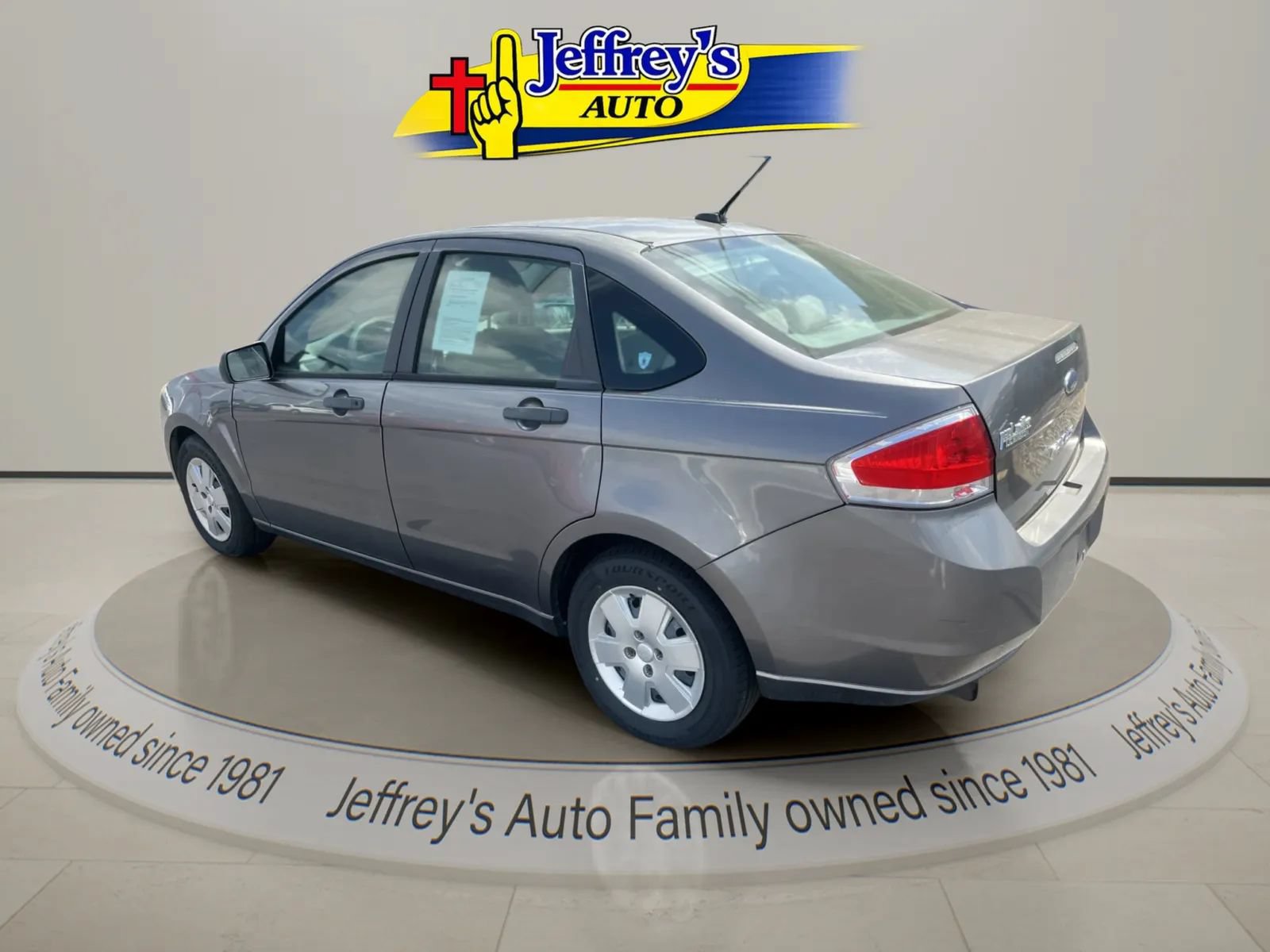 Used 2011 Ford Focus S FWD image 3