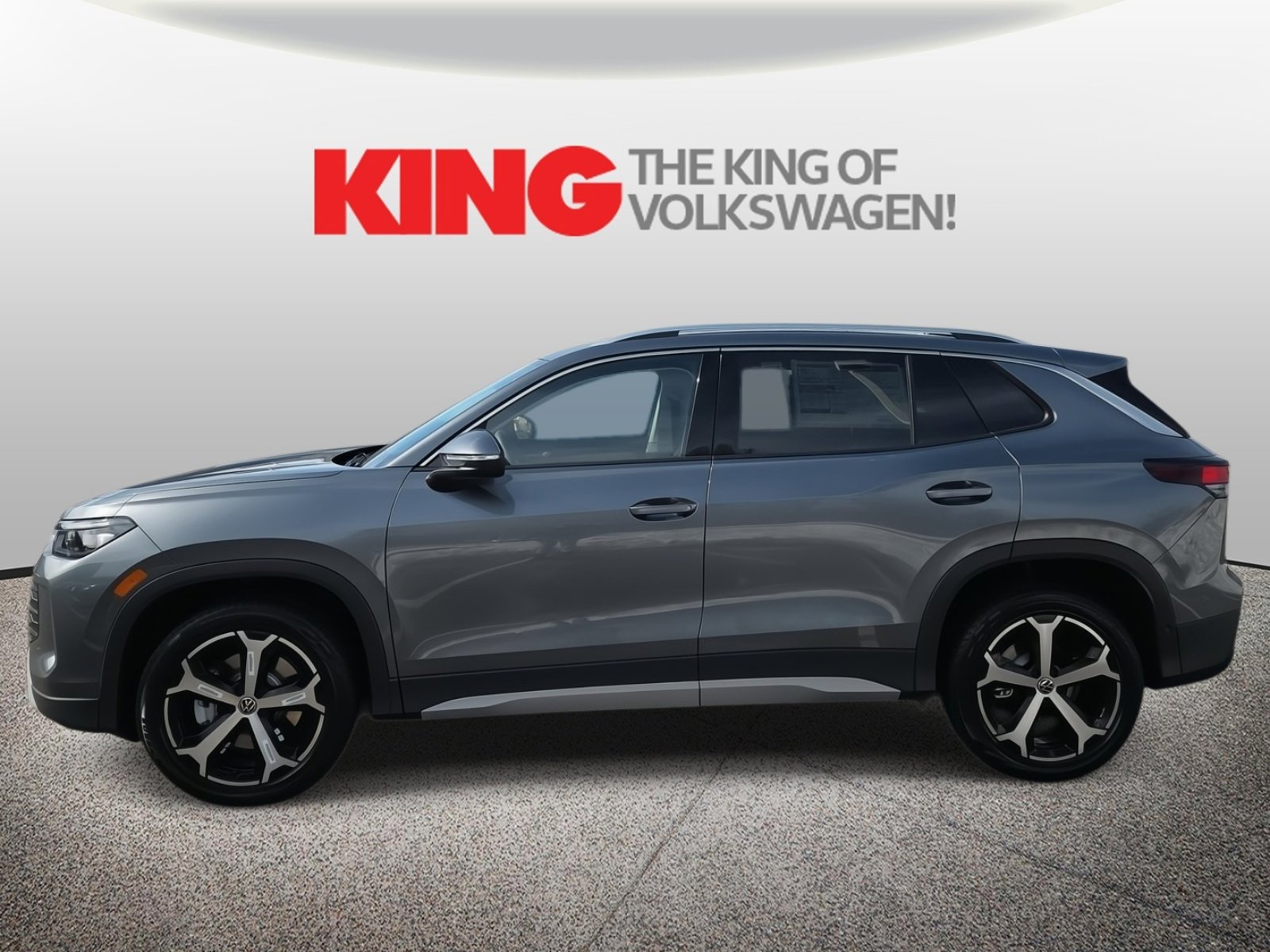 New 2026 Volkswagen Tiguan SE image 7