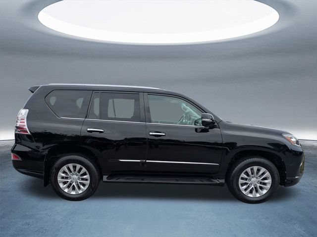 Used 2018 Lexus GX 460 Premium w/ Premium Package AWD/4WD image 3