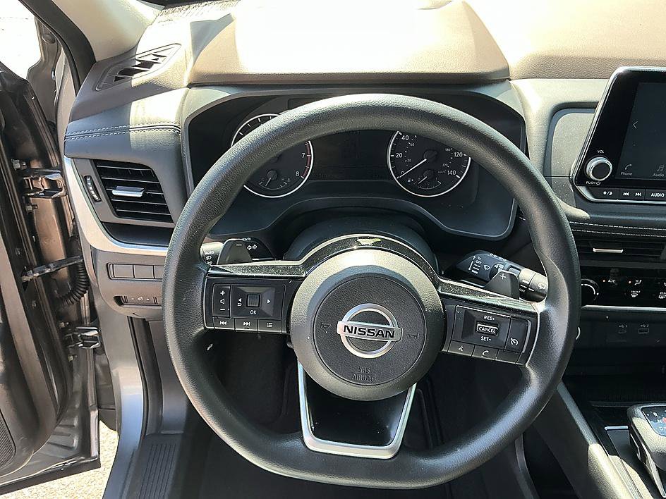 Used 2021 Nissan Rogue S FWD image 14