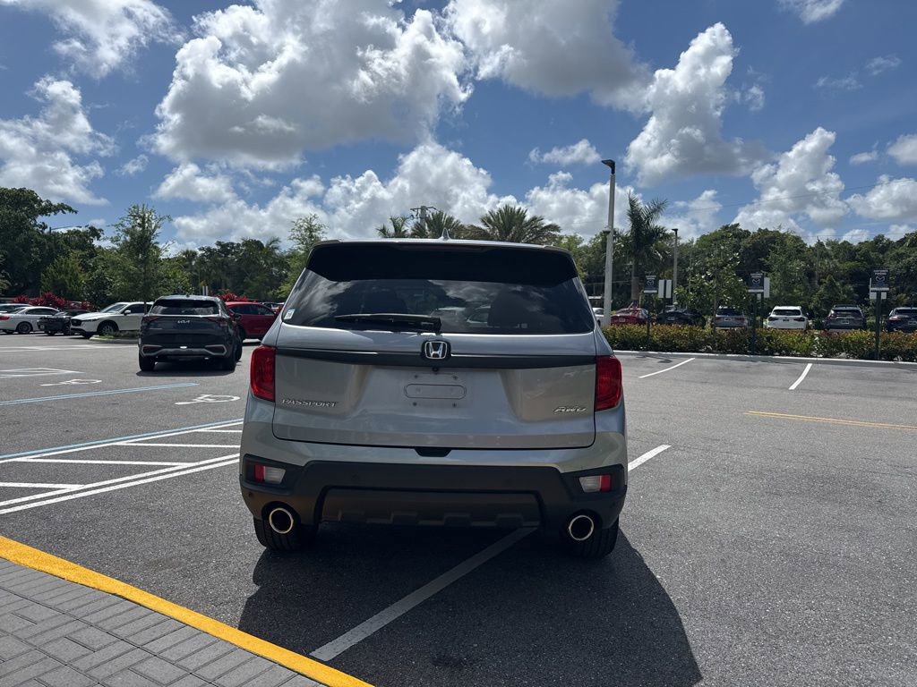 Used 2023 Honda Passport EX-L image 7