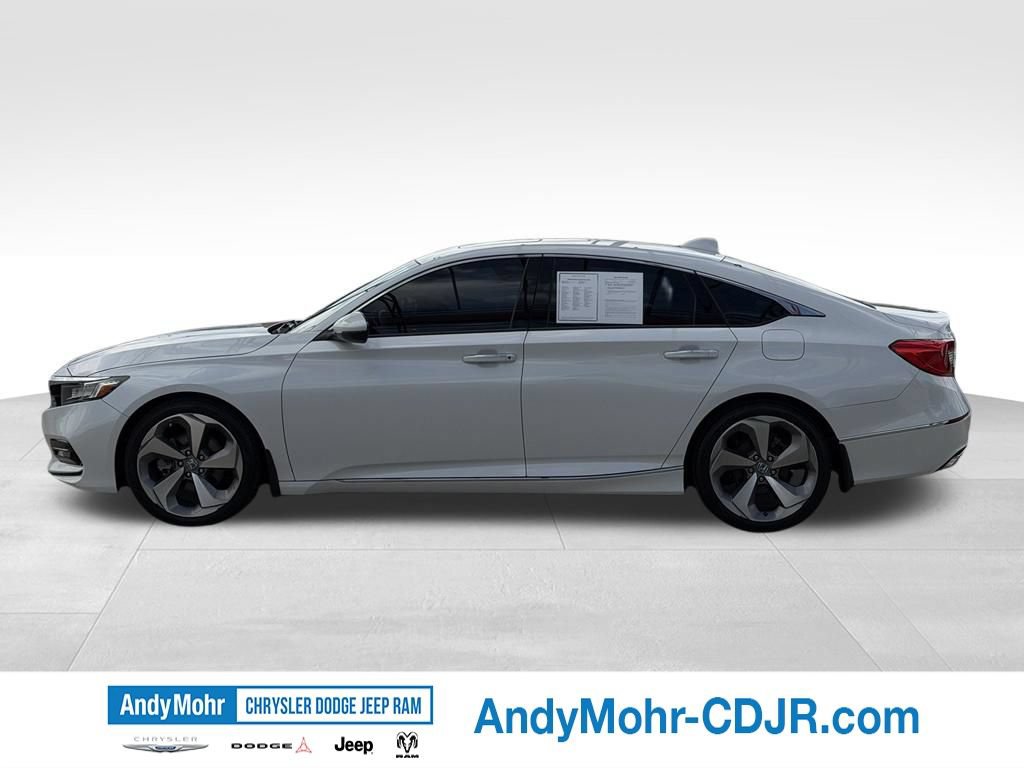 Used 2018 Honda Accord Touring image 4
