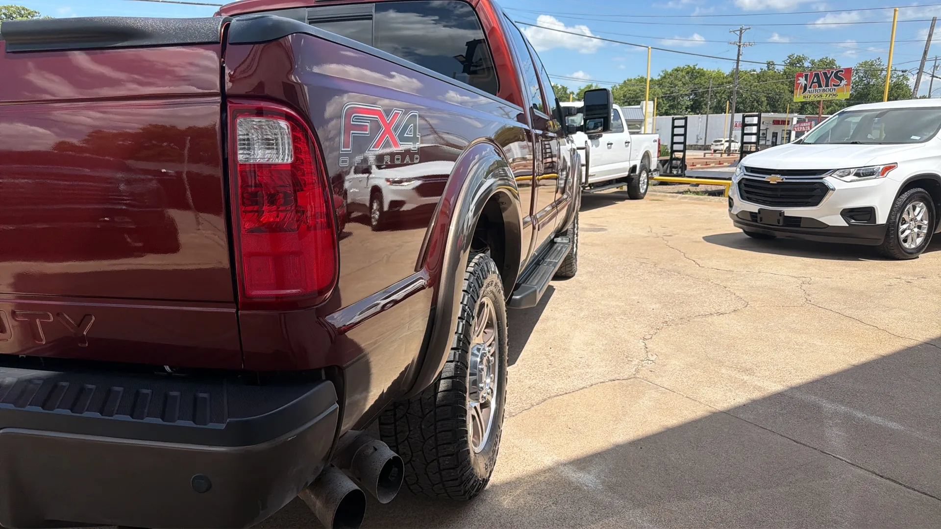 Used 2015 Ford F250 King Ranch w/ FX4 Off-Road Package AWD/4WD image 3