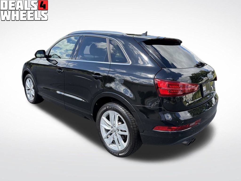 Used 2017 Audi Q3 2.0T Premium Plus w/ Premium Plus Package AWD/4WD image 3