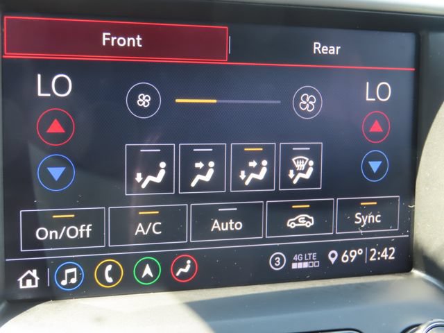 Used 2020 GMC Acadia SLT w/ Trailering Package AWD/4WD image 37