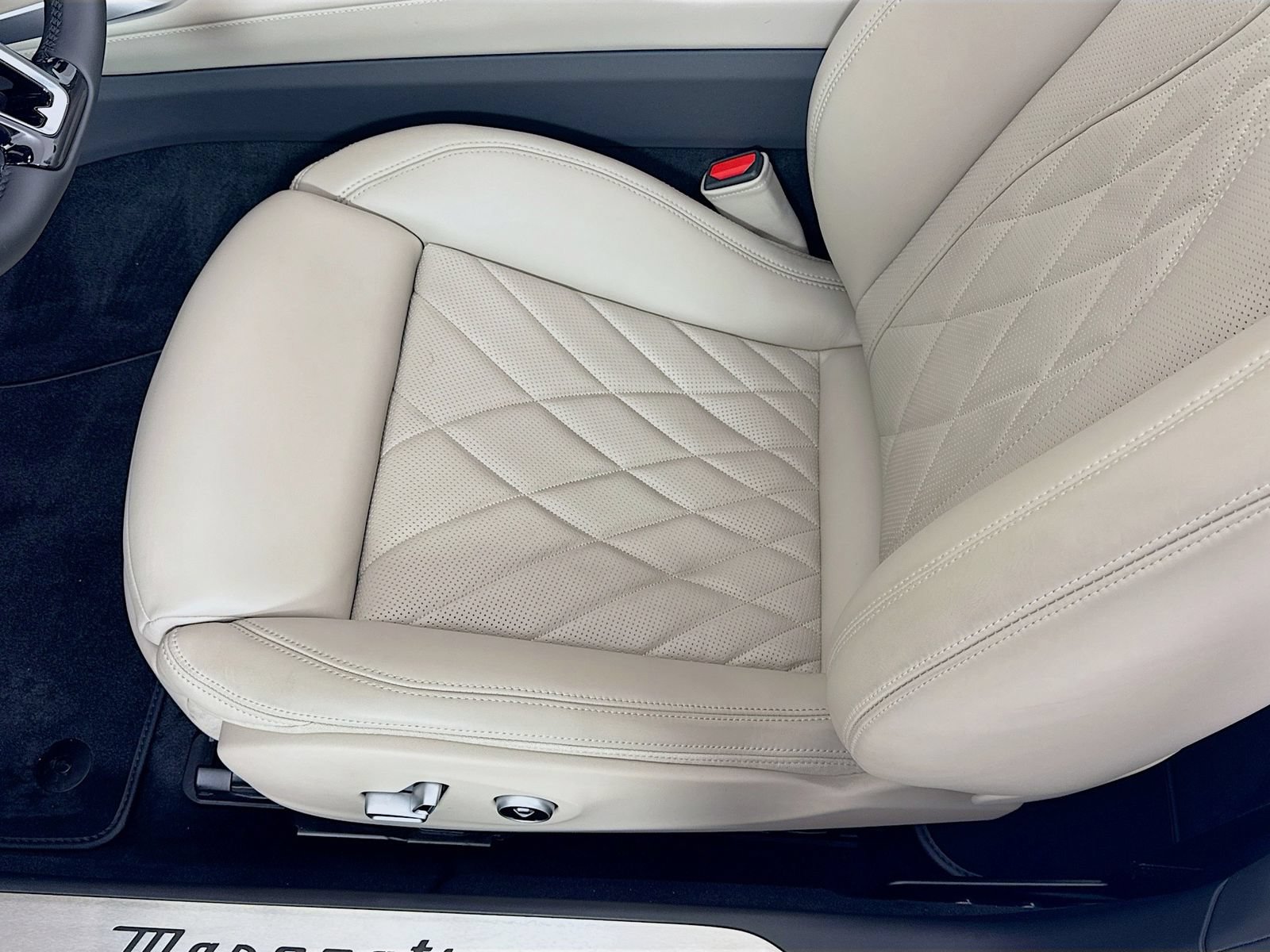 New 2026 Maserati GranCabrio Modena AWD/4WD image 19