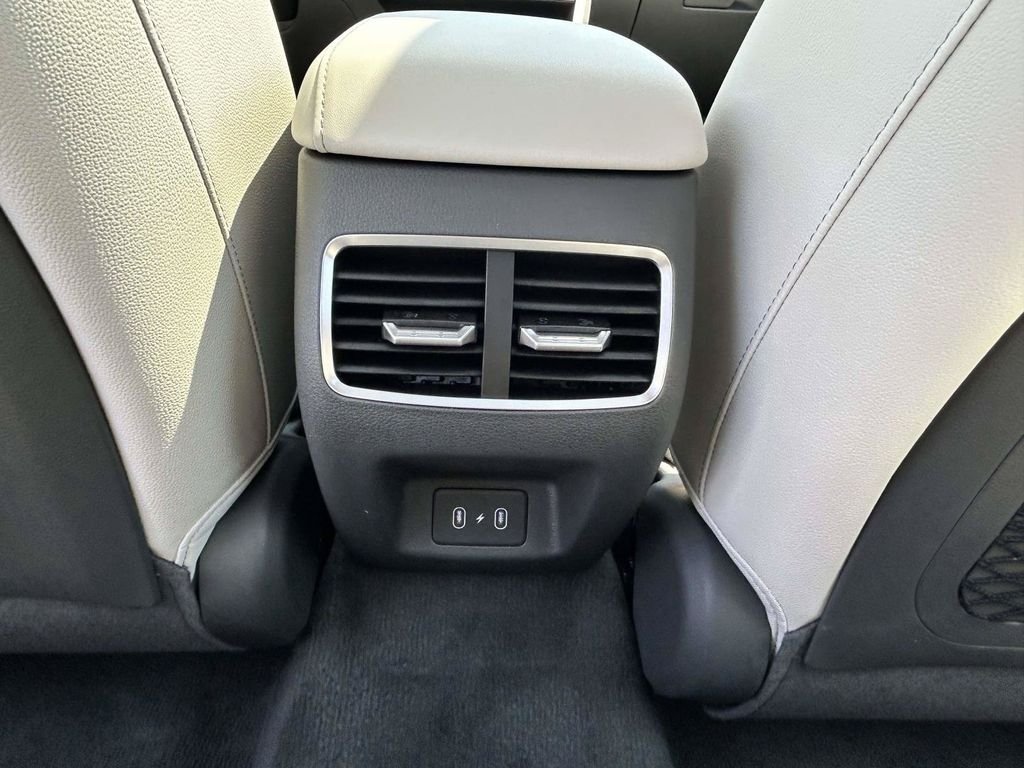 New 2026 Hyundai Sonata Limited FWD image 12