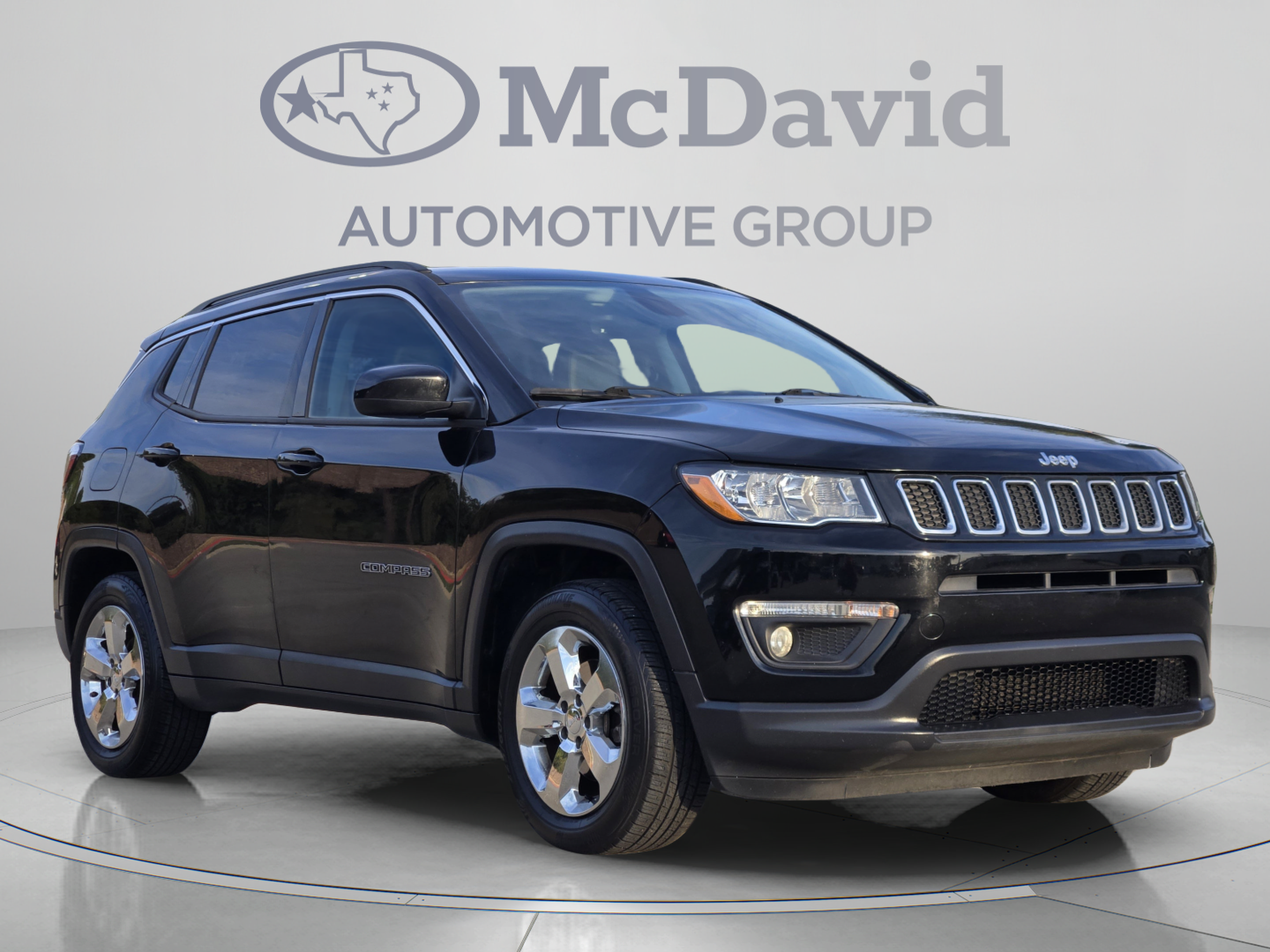 Used 2018 Jeep Compass Latitude FWD image 7