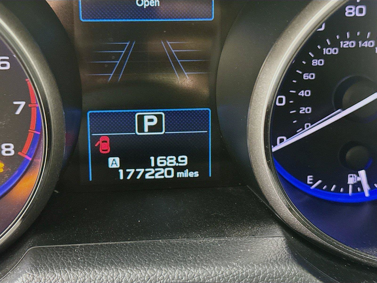 Used 2018 Subaru Outback 3.6R Touring AWD/4WD image 20