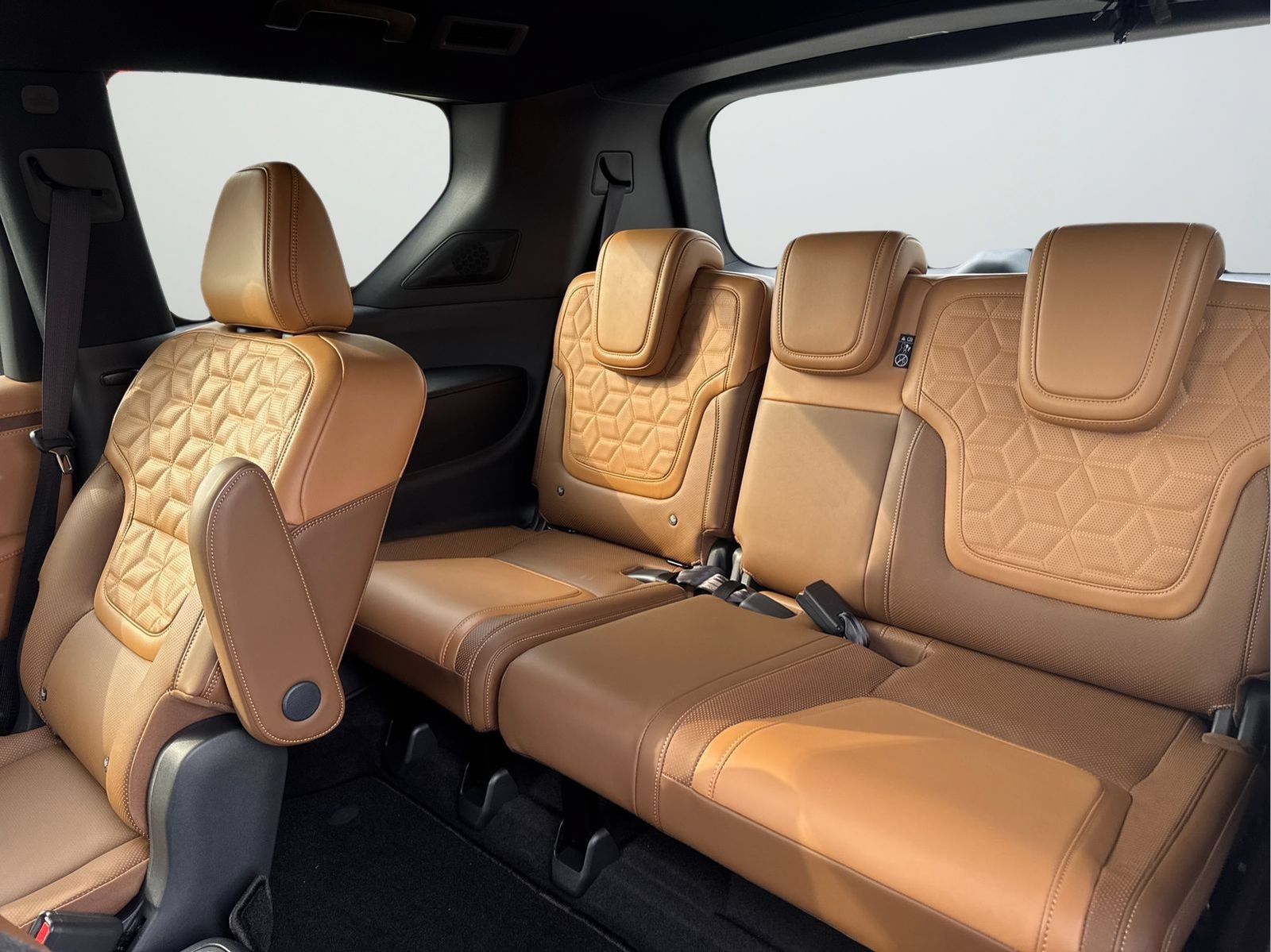 New 2026 Nissan Armada Platinum Reserve AWD/4WD image 31