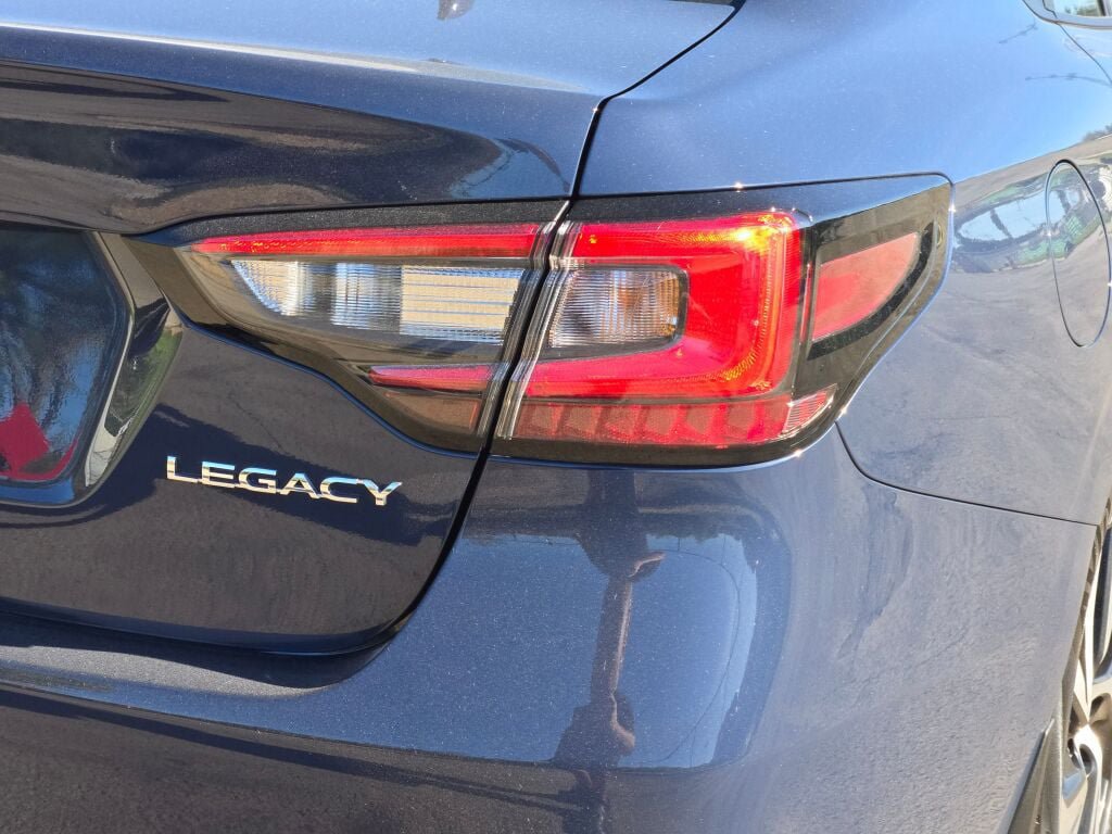 Used 2025 Subaru Legacy Premium AWD/4WD image 13