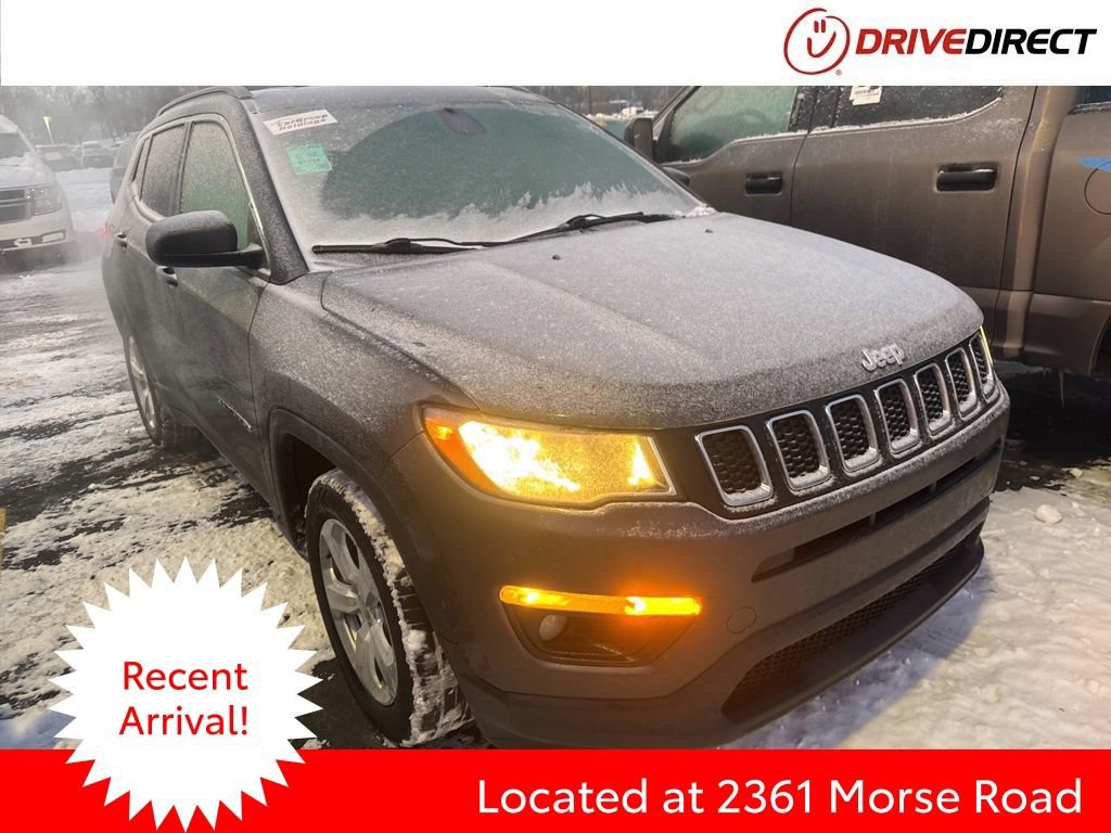 Used 2019 Jeep Compass Latitude image 1
