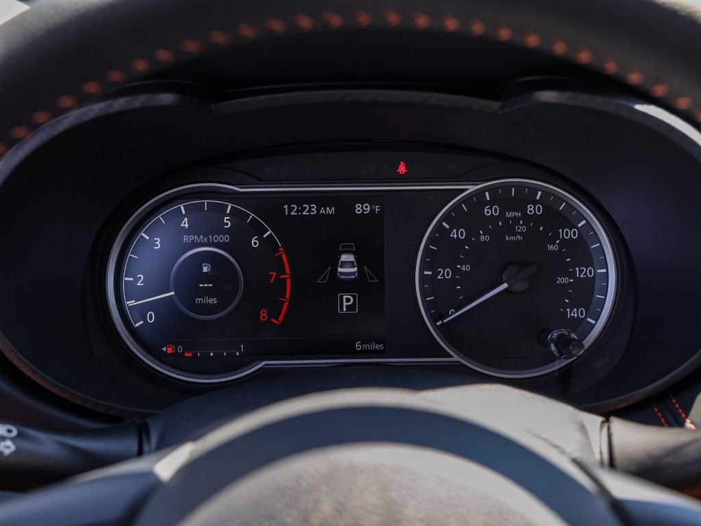 New 2025 Nissan Versa SR image 27