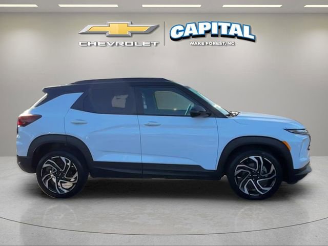 Used 2024 Chevrolet TrailBlazer RS w/ Driver Confidence Package image 8