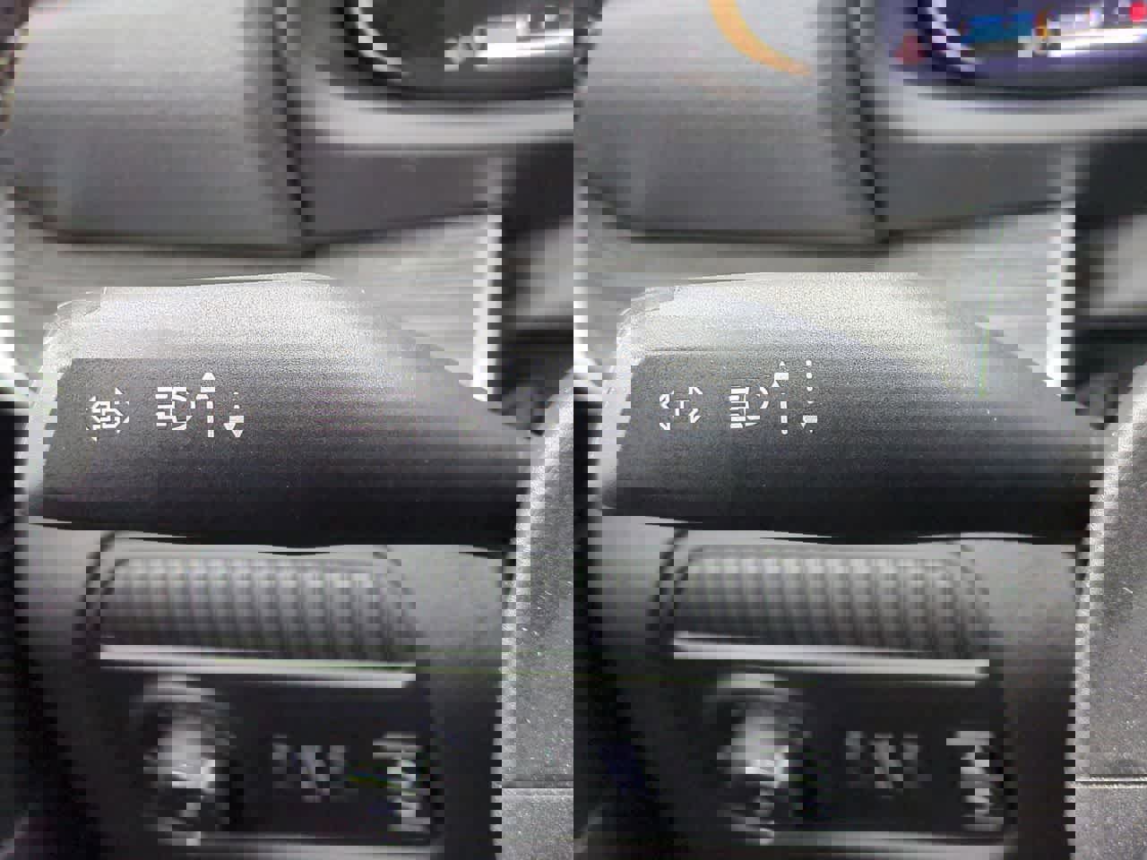 Used 2024 Jeep Wagoneer L Series II image 27