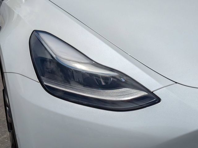 Used 2022 Tesla Model Y Performance AWD/4WD image 10