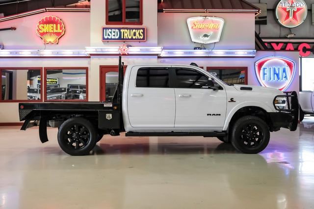 Used 2020 RAM 2500 Laramie w/ Night Edition AWD/4WD image 9