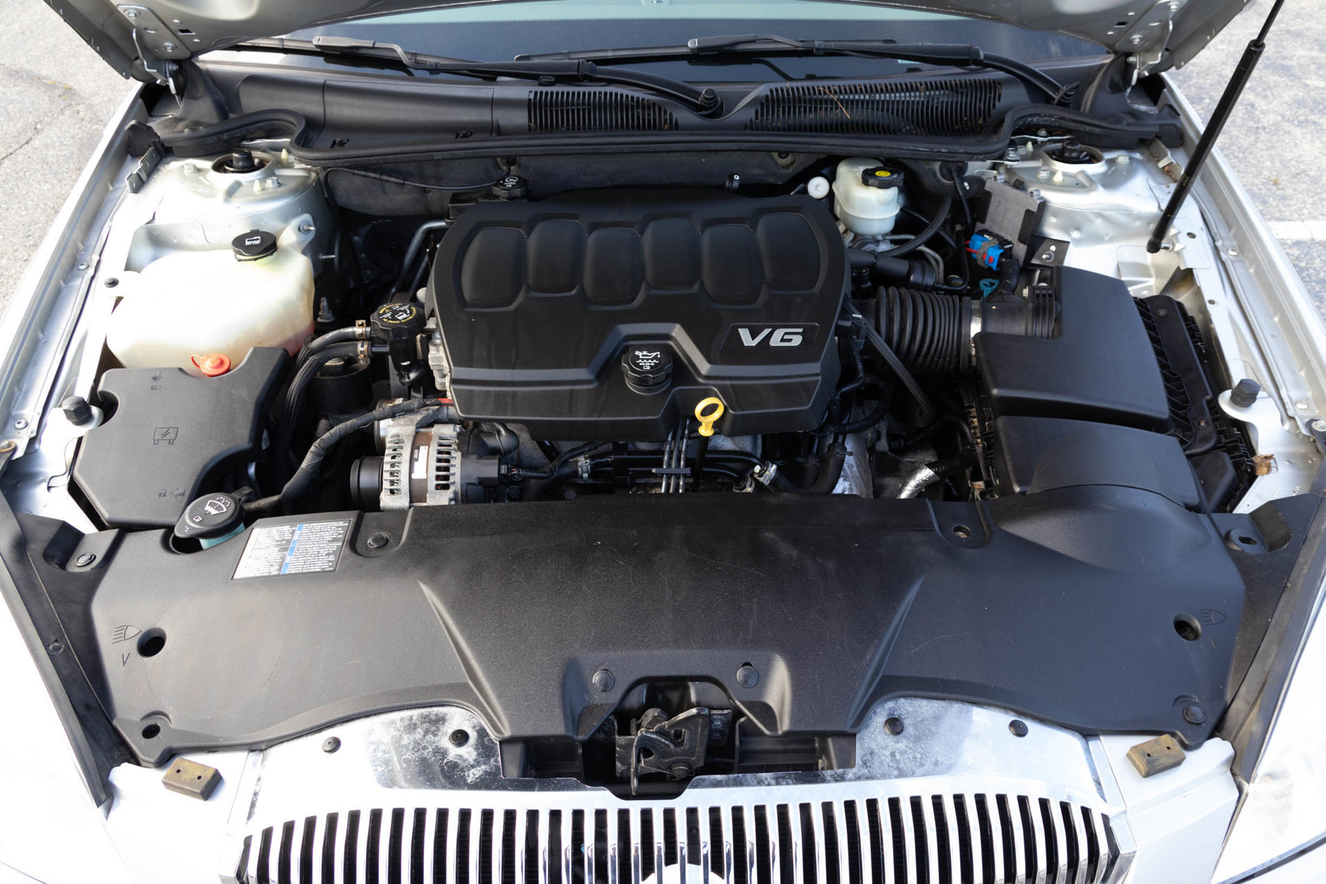 Used 2009 Buick Lucerne CX FWD image 42