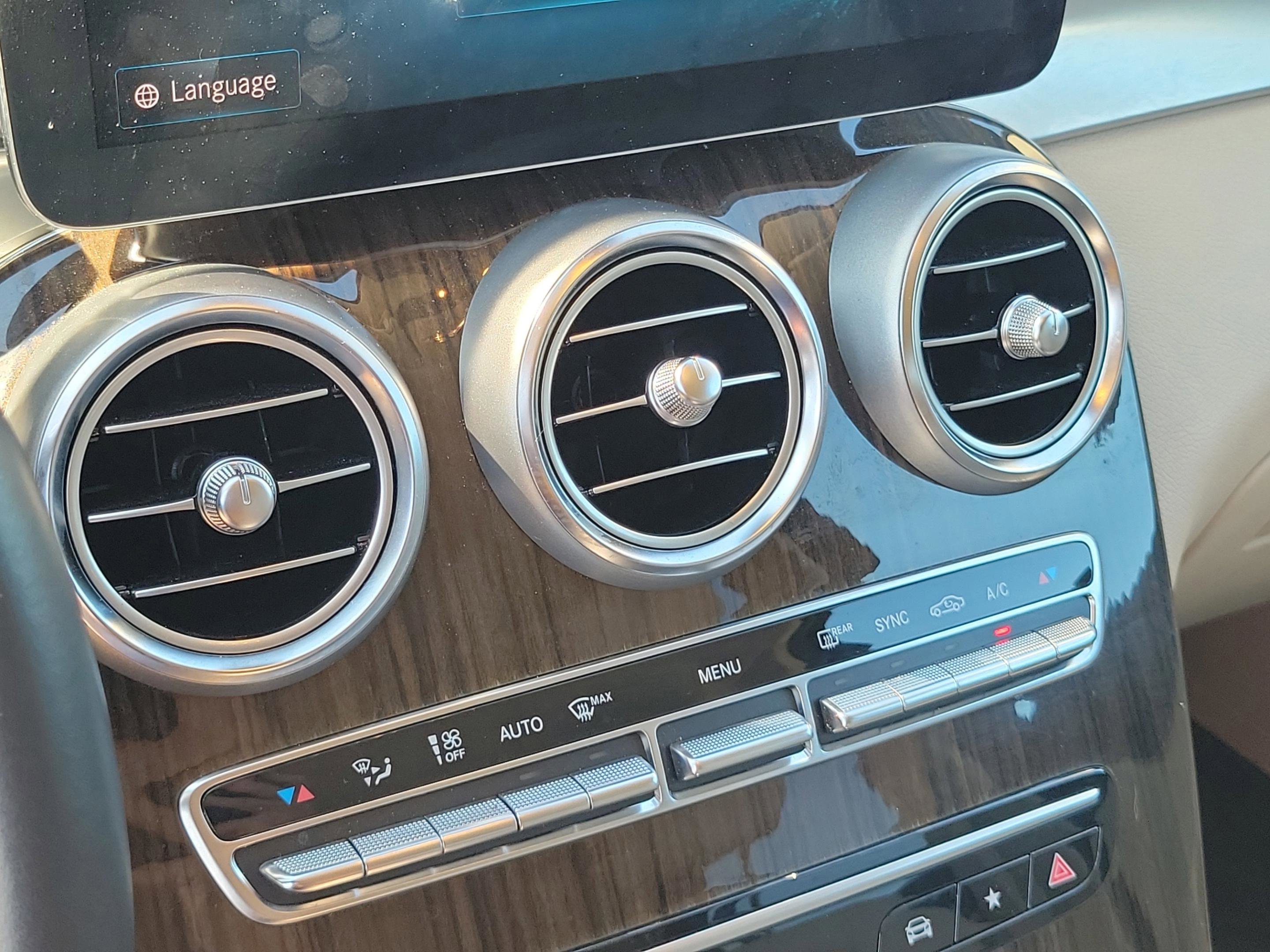 Used 2022 Mercedes-Benz GLC 300 image 19