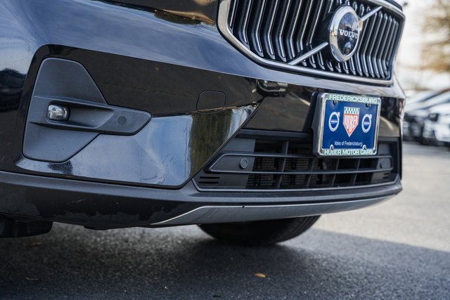 Used 2023 Volvo XC40 B5 Plus w/ Climate Package image 14