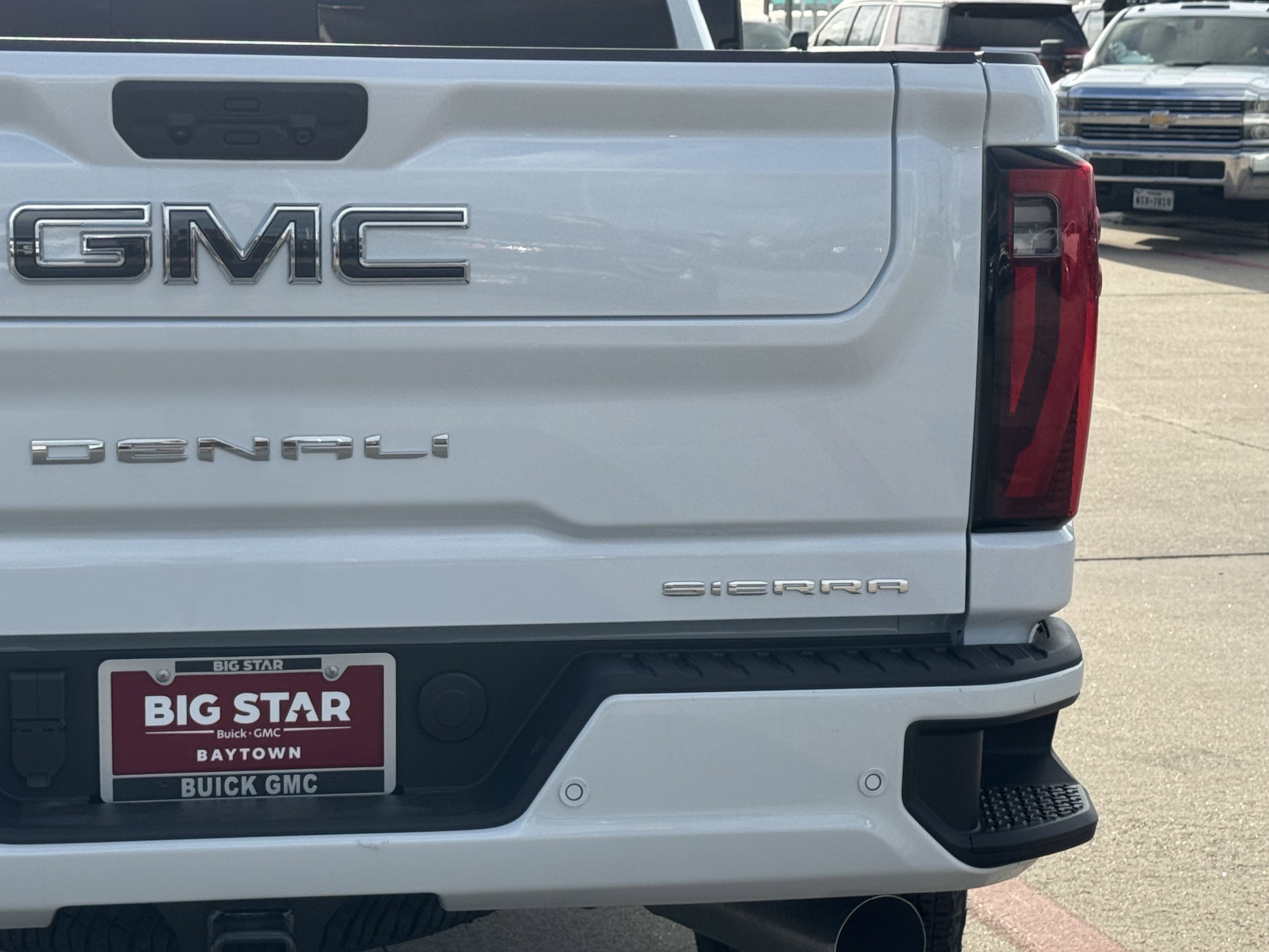 New 2026 GMC Sierra 2500 Denali Ultimate AWD/4WD image 10