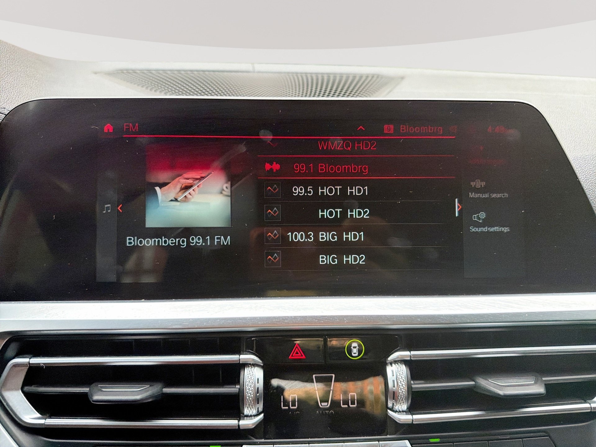 Used 2021 BMW 330i Sedan w/ M Sport Package RWD image 12