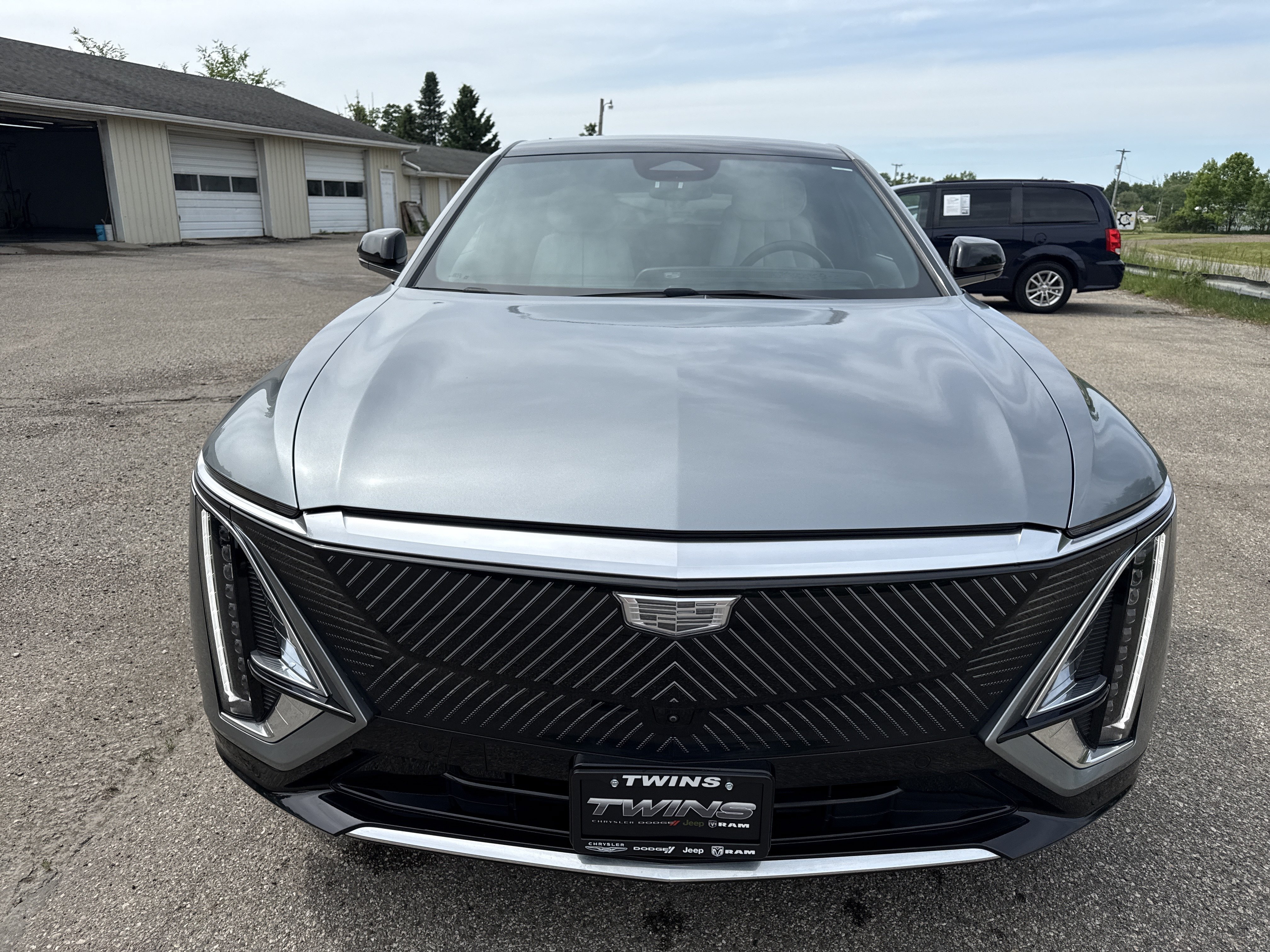 Used 2024 Cadillac Lyriq Luxury w/ LPO, Floor Liner Package AWD/4WD image 13