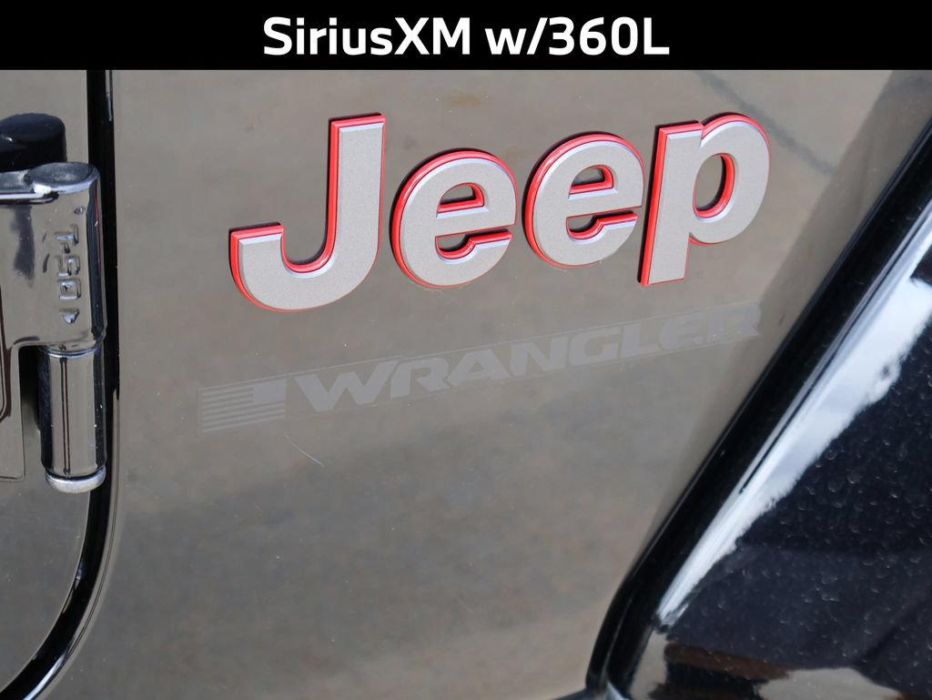 Used 2025 Jeep Wrangler Unlimited Rubicon AWD/4WD image 16