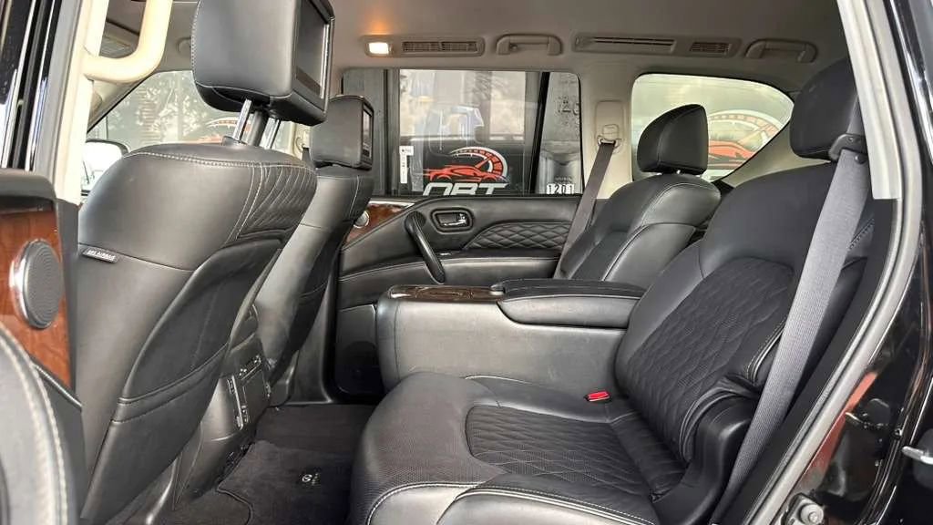 Used 2018 INFINITI QX80 2WD w/ Deluxe Technology Package image 12