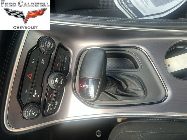 Used 2015 Dodge Challenger SXT w/ Super Sport Group (SS/T) RWD image 20