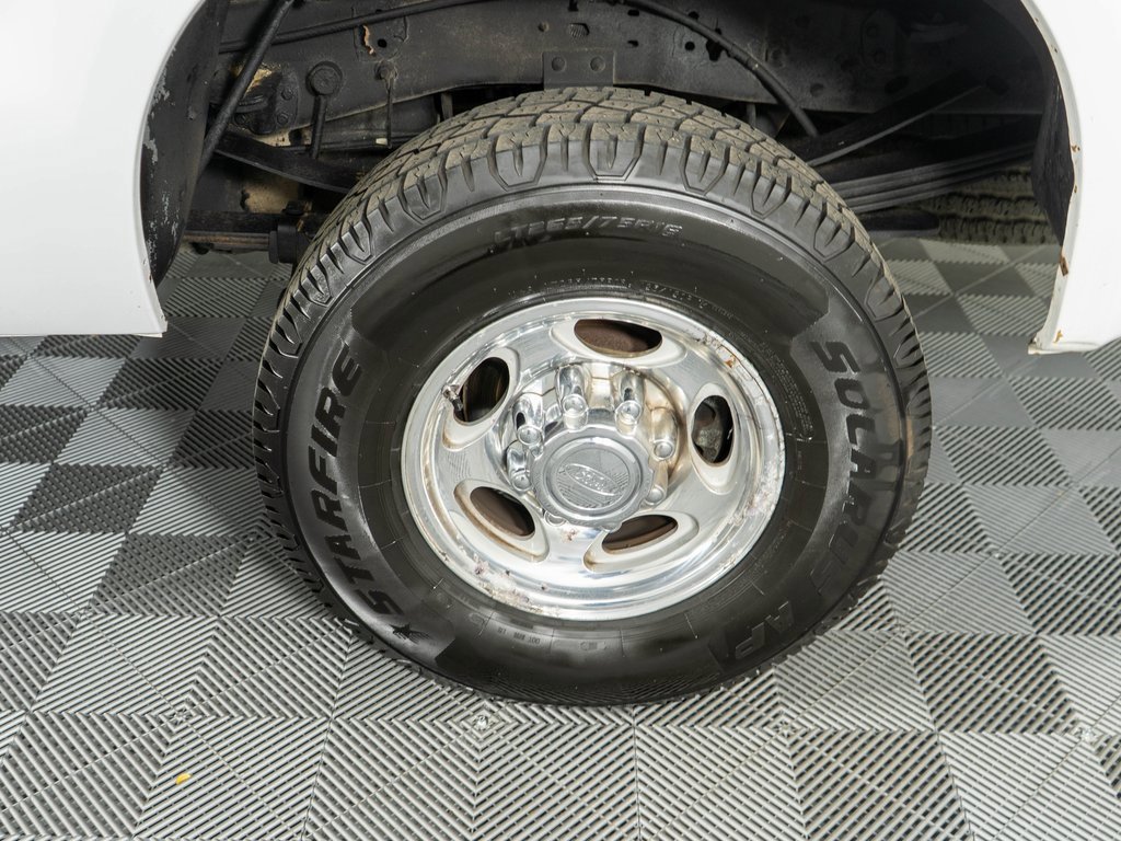 Used 2000 Ford F250 Lariat image 24