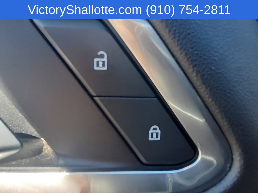 Used 2025 Chevrolet Silverado 1500 LT RWD image 19