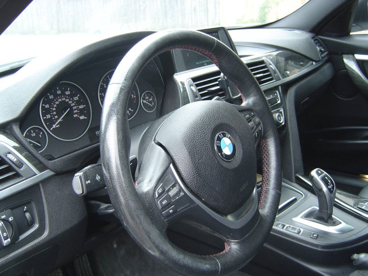 Used 2018 BMW 330i xDrive Sedan AWD/4WD image 8