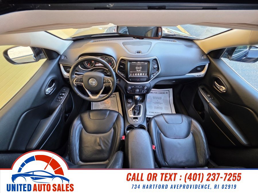Used 2016 Jeep Cherokee Limited AWD/4WD image 15
