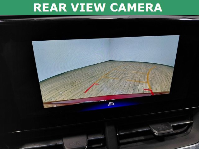 Used 2025 Chevrolet Trax LT image 4