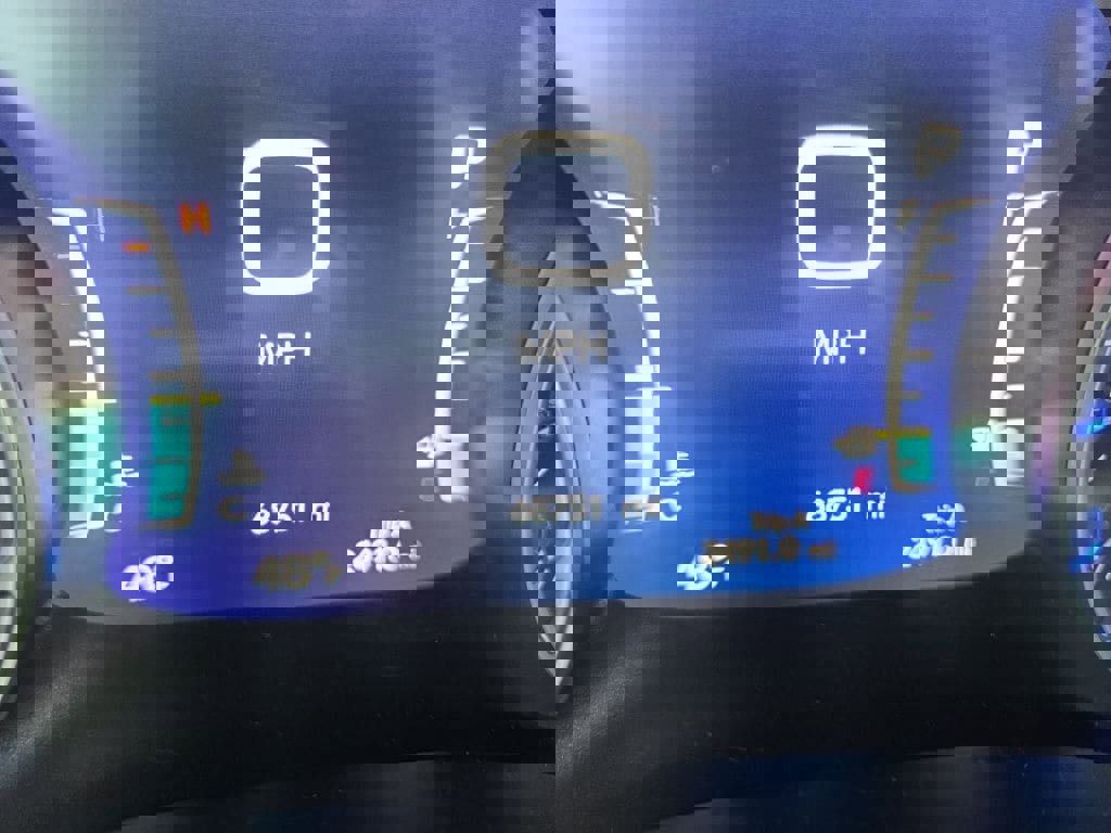 Used 2024 Chrysler Pacifica Touring-L image 19