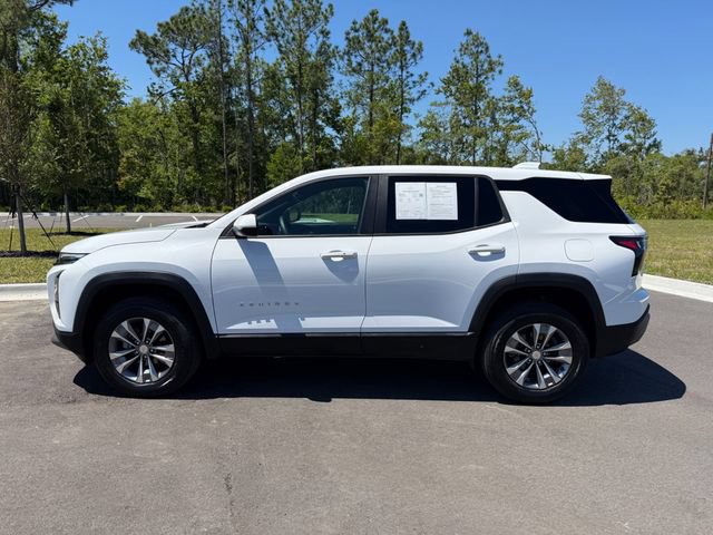 Used 2025 Chevrolet Equinox LT FWD image 2