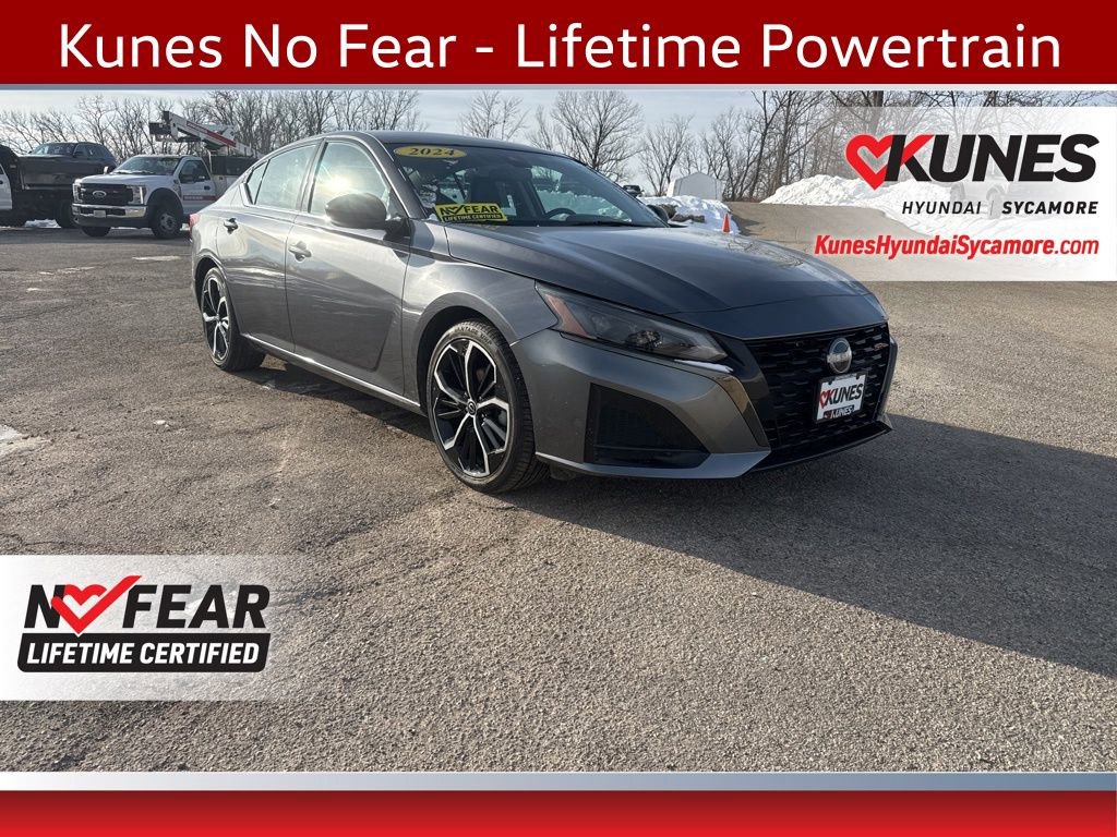 Used 2024 Nissan Altima 2.5 SR FWD image 1