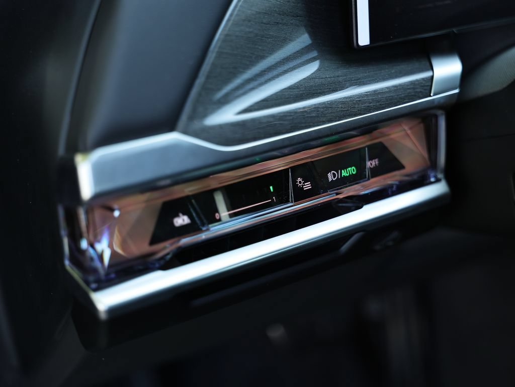 New 2026 BMW 760i xDrive w/ Executive Package AWD/4WD image 24