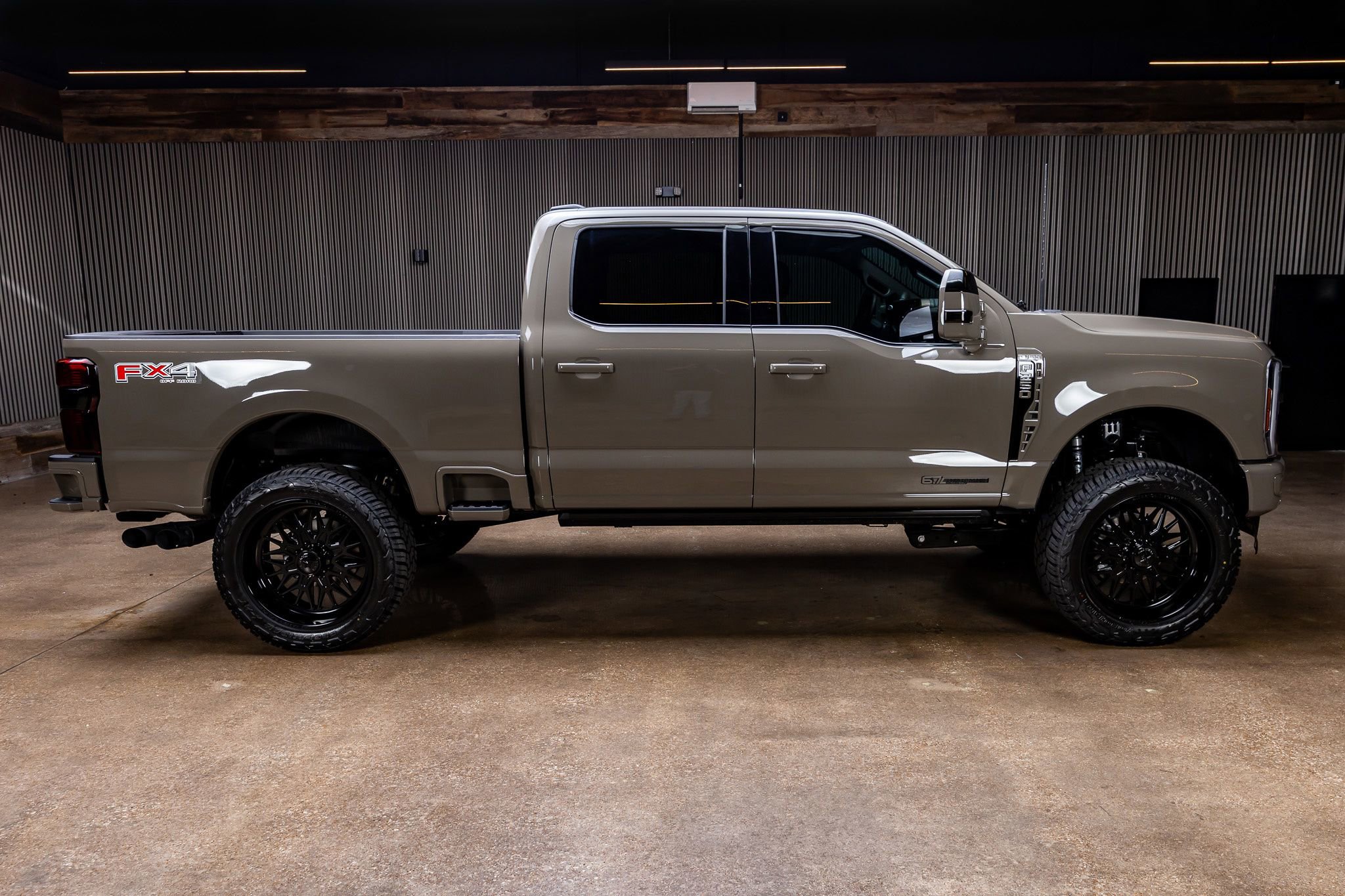 Used 2026 Ford F250 King Ranch w/ Chrome Package image 11