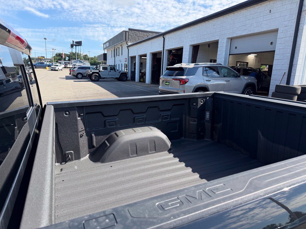 New 2026 GMC Sierra 1500 Elevation w/ Elevation Premium Package AWD/4WD image 7