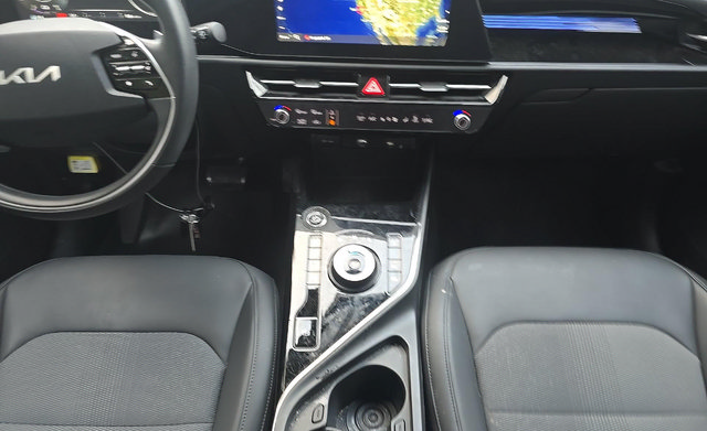 Used 2024 Kia Niro Wind FWD image 10