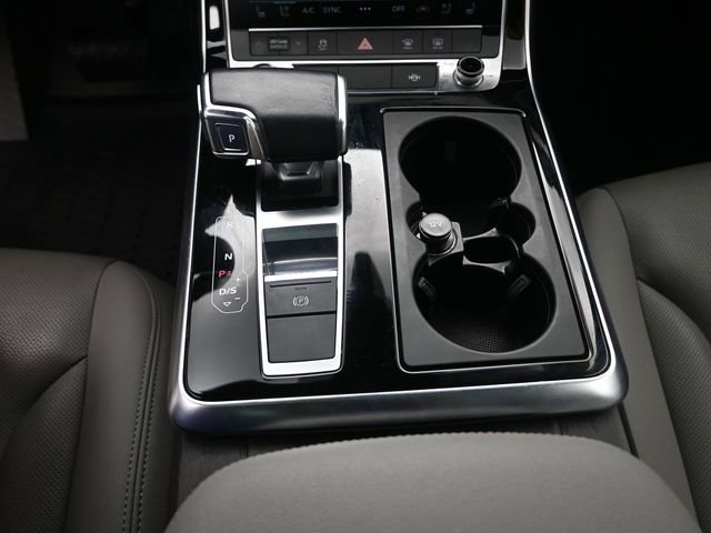 Used 2021 Audi Q7 3.0T Premium Plus w/ Executive Package image 13